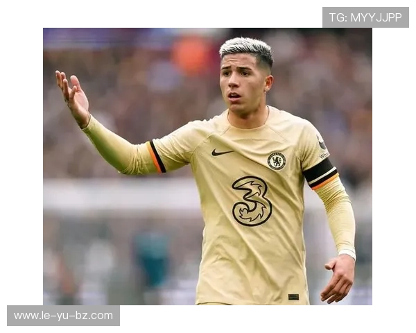 恩佐展现强悍防守,成为中场屏障