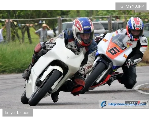 阿瑙托维奇禁区统治力再现，老将风采点燃比赛激情