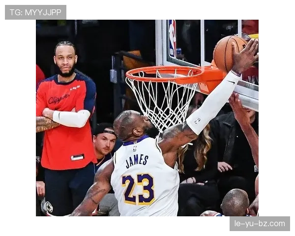 戴维斯防守数据揭示湖人防线新变化：关键表现成球队胜负关键