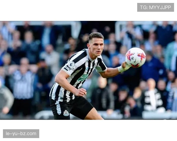 纽卡斯尔战术灵活多变，引领英超新风潮